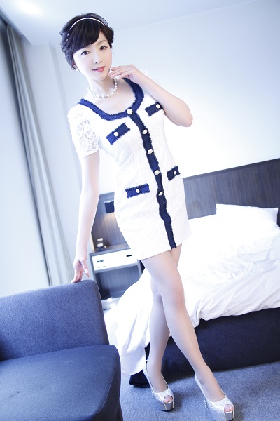 麗