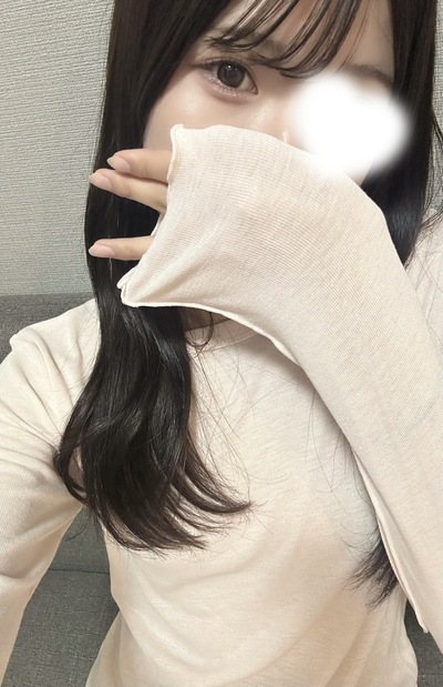 三倉　モナ